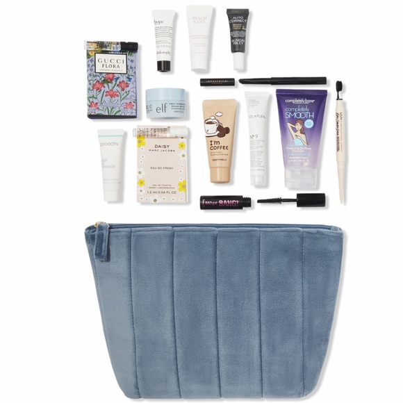 NWOT Bundle 13 Piece Skincare Makeup Hair Beauty Bag $80 Value - Picture 2 of 10